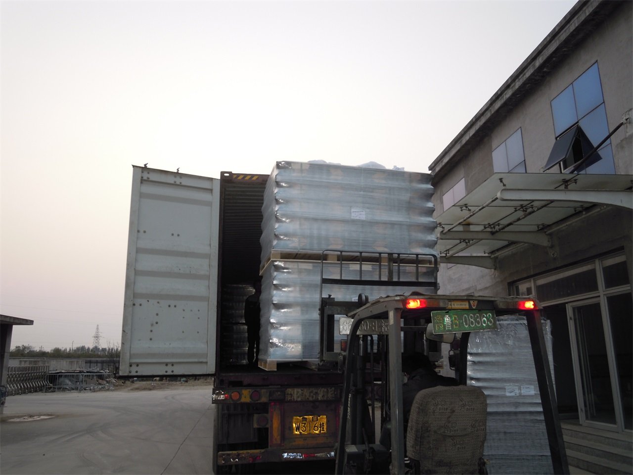 Factory Stop Wheel Stops Factory - Direct Wheel Stops Manufacturer in China.